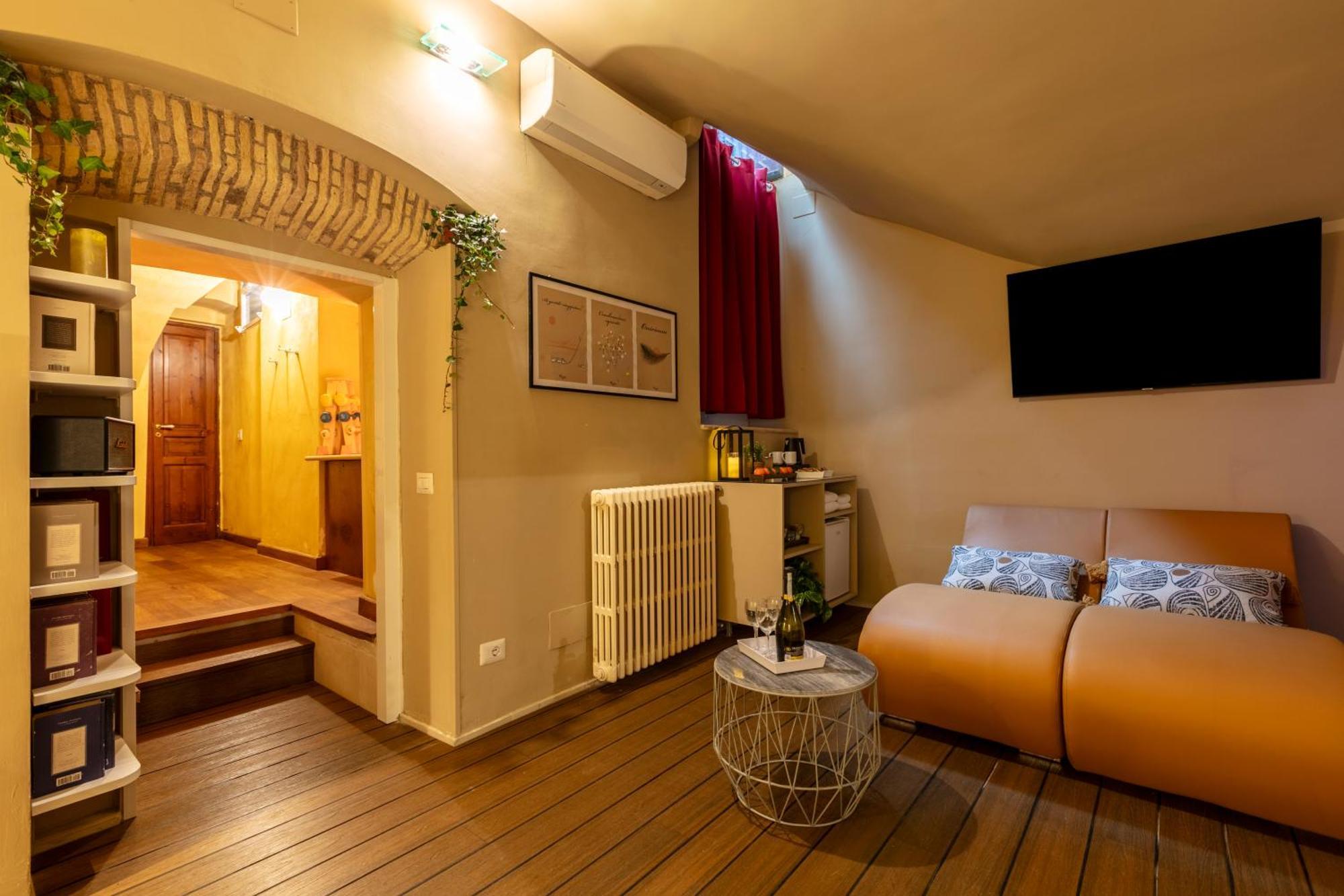 Romac Coronari With Gym, Sauna And Garden Apartamento *