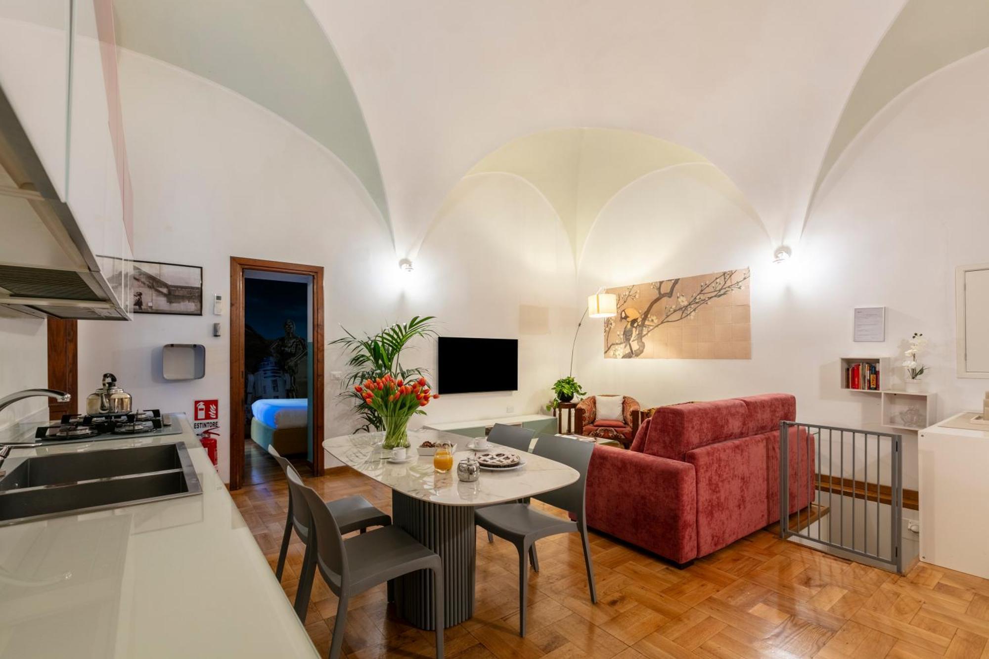 Romac Coronari With Gym, Sauna And Garden Roma
