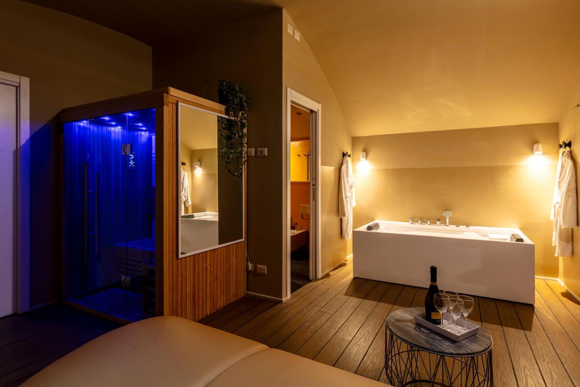 Romac Coronari With Gym, Sauna And Garden Apartment Rom