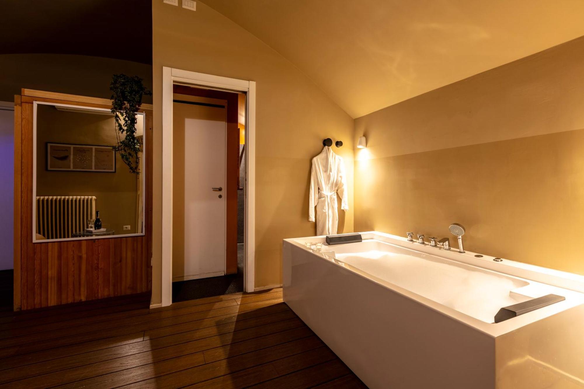 Apartamento Romac Coronari With Gym, Sauna And Garden Roma